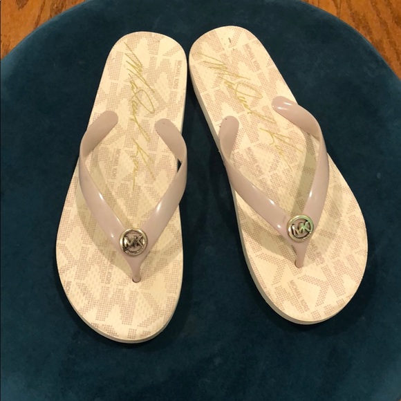 Michael Kors Sandals - Picture 2 of 2